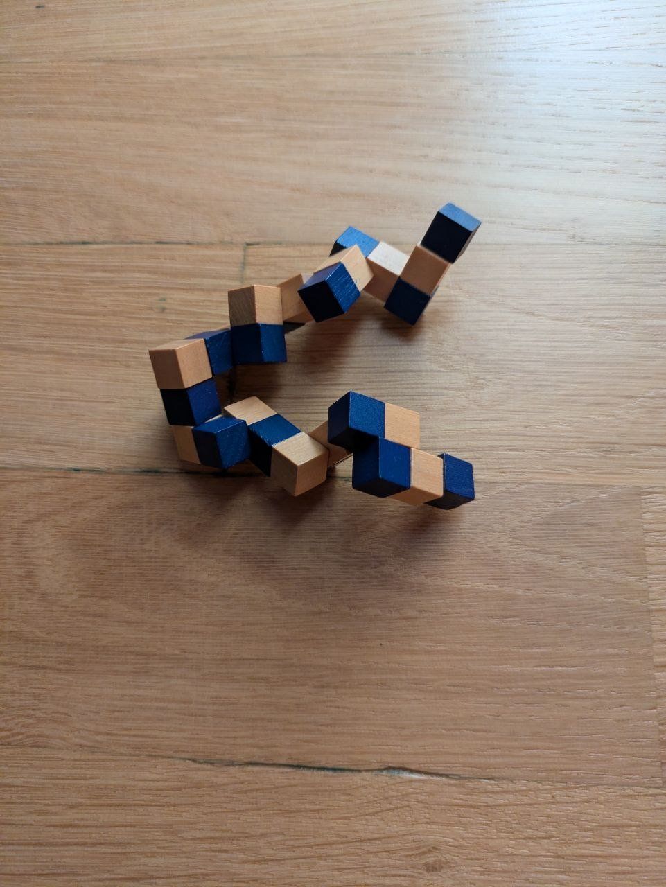 Giochi: Casse-tête "cube serpent" – Usato da Lausanne venduto da RR-CH