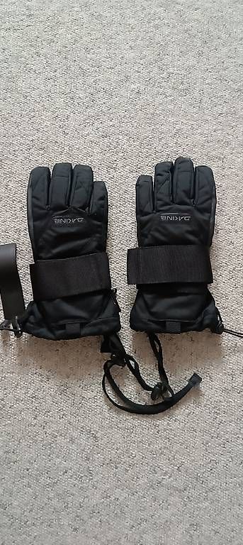 Guanti & manicotti: Handschuhe Dakine Wristguard Junior – Usato da Alt St. Johann venduto da mar_rgq8