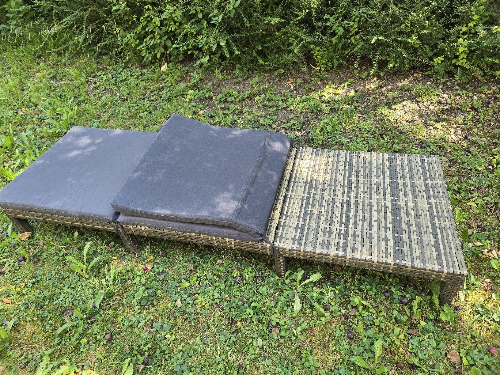 Sedie a sdraio: Tectake  SOFIA Robuste Rattan-Sonnenliege – Usato da Winterthur venduto da Bole.sd 2