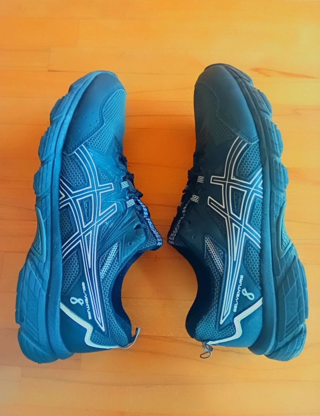Asics Scarpe da uomo: Acics Gel Venture Gr. 44 – Nuovo (secondo la descrizione) da Zürich venduto da con_tjl2
