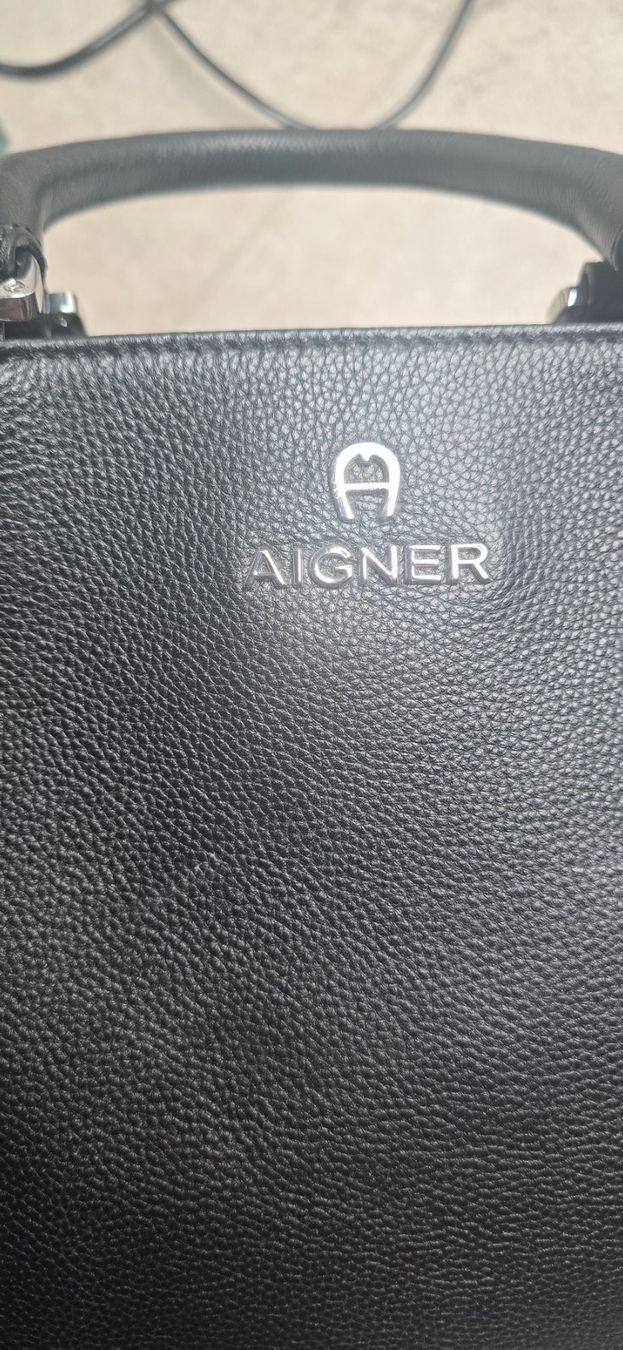 Aigner Borse da donna: Aigner Ledertasche wie Neu – Nuovo (secondo la descrizione) da Heerbrugg venduto da Lulu022020 1