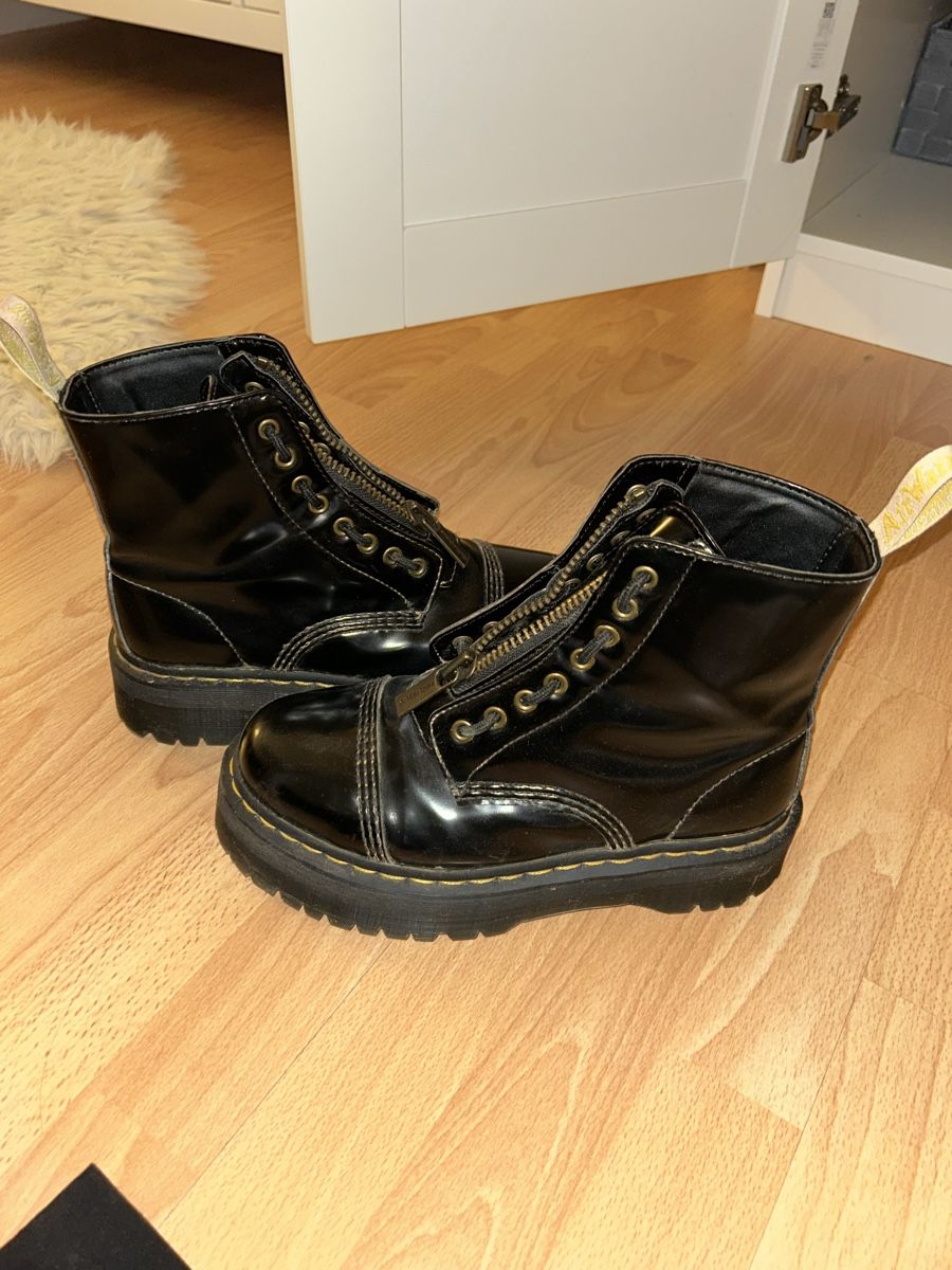 Dr. Martens Scarpe da uomo: Dr. Martens boots – Nuovo (secondo la descrizione) da Dübendorf venduto da celinanichtdiekleine 1