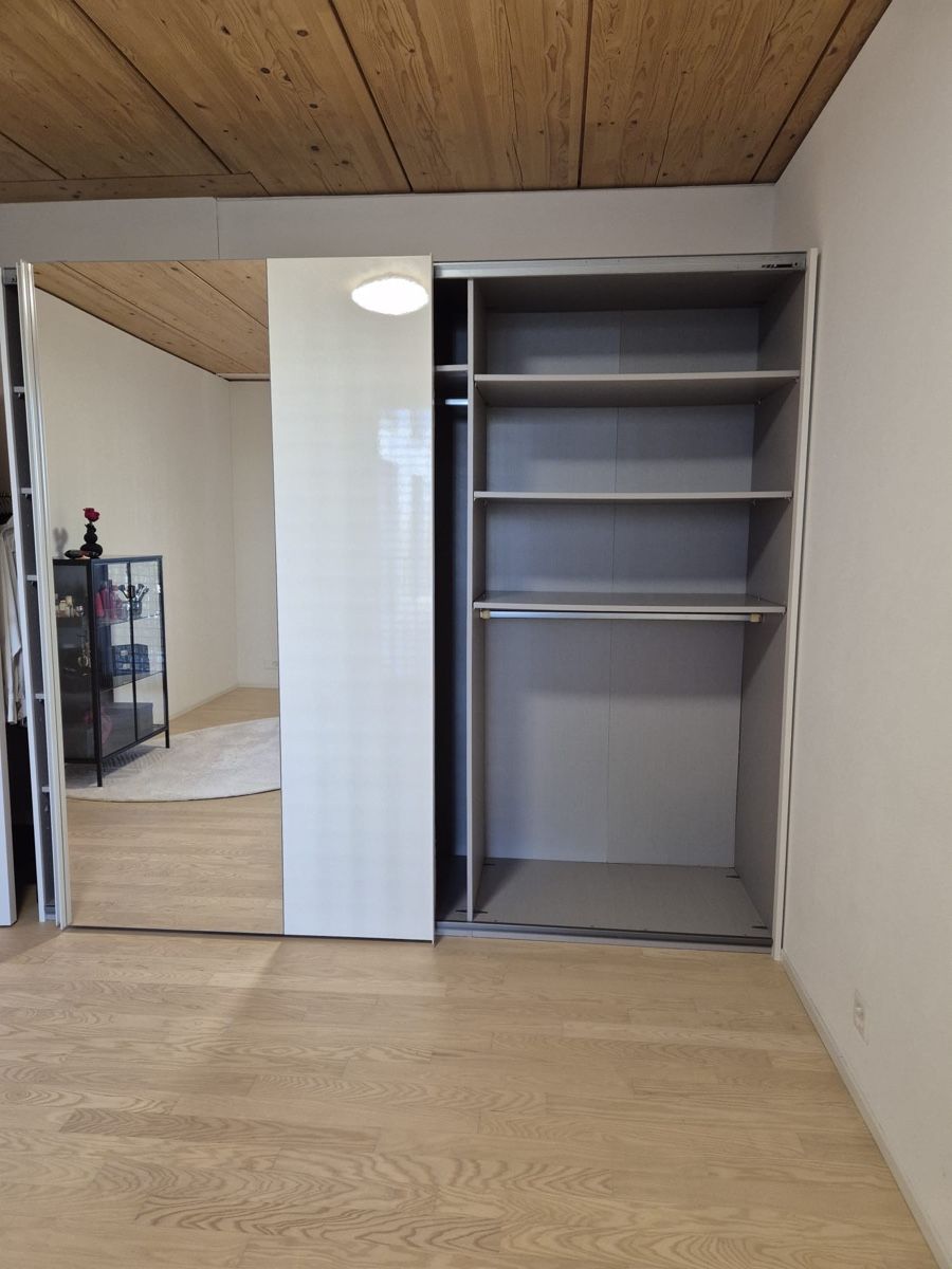 Armadi: Kleiderschrank – Usato da Elsau venduto da cali311 1