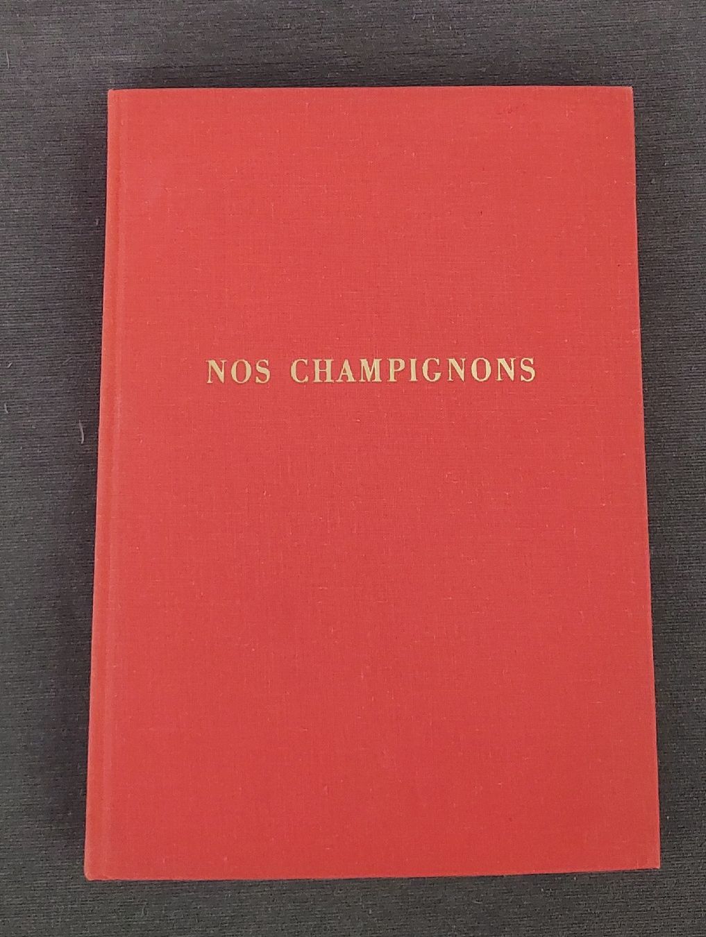 Libri: Nos Champignons – Usato da Yverdon-les-Bains venduto da pri_x6j6