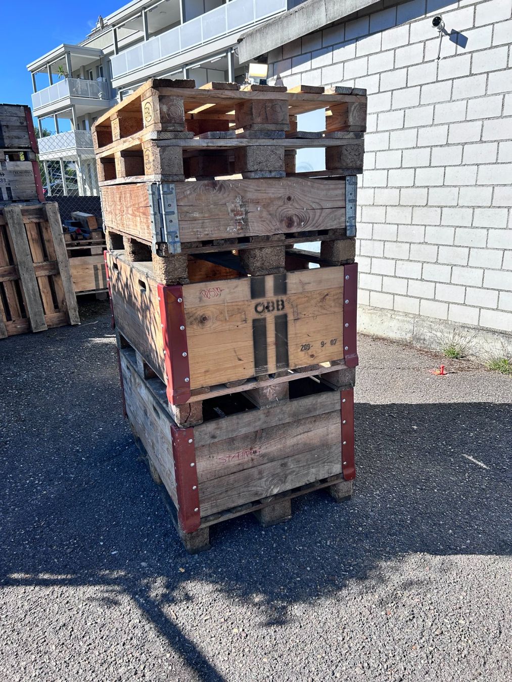 Pallets: Paletten + Rahmen – Usato da Münchenstein venduto da fransch 8