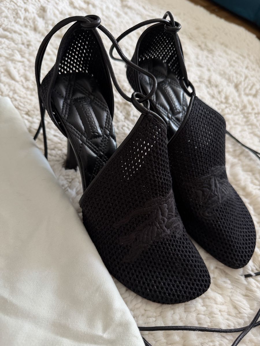 Burberry Damenschuhe: Burberry ,37 – Neu (gemäss Beschreibung) aus Schaffhausen von Nadiuna