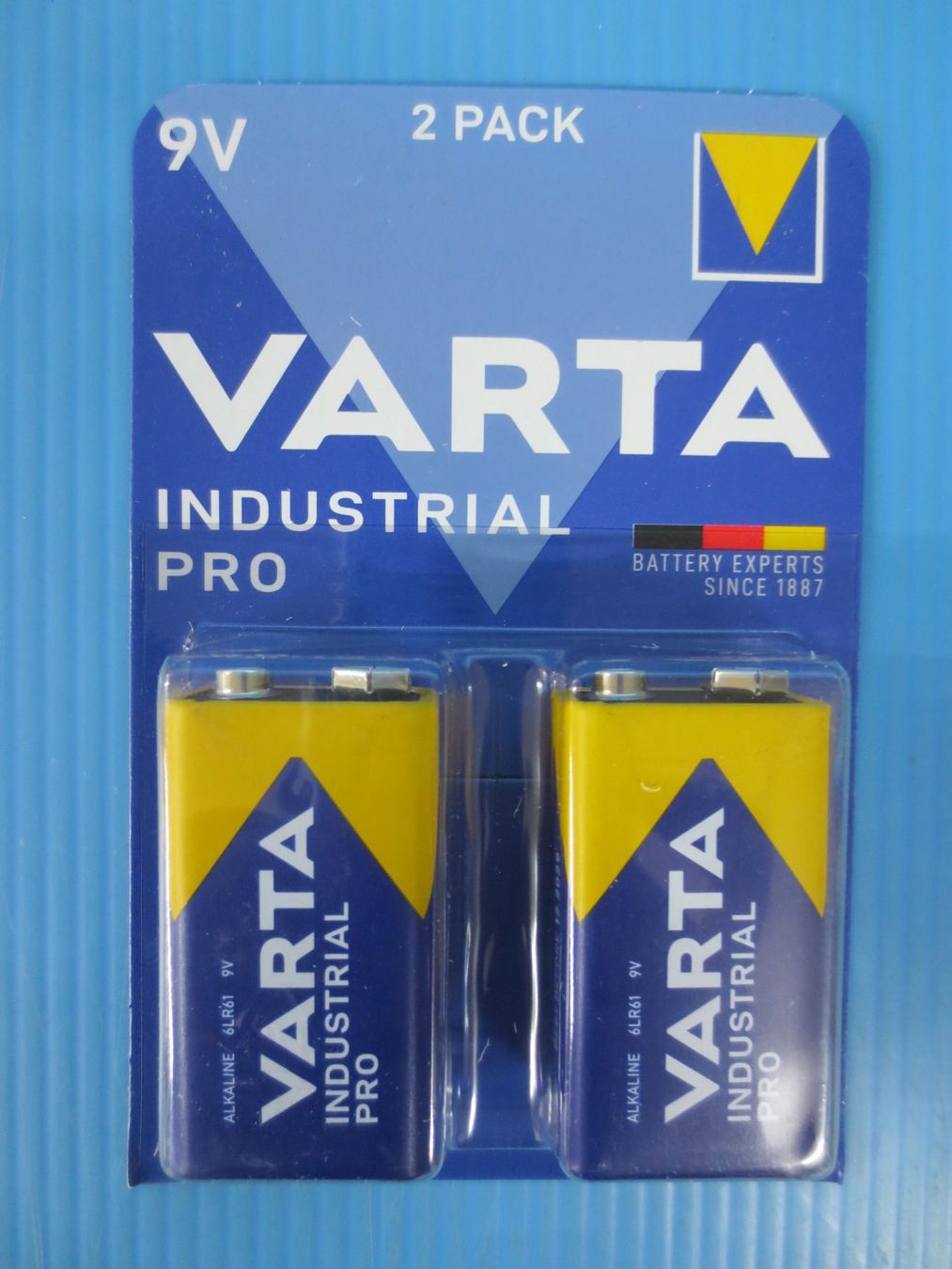 Varta Caricatori & Batterie: Aktion 8 Stk. 9V-E Block Varta Batterien – Nuovo e nell'imballaggio originale da Sulz LU venduto da Elektrofachverkauf 1