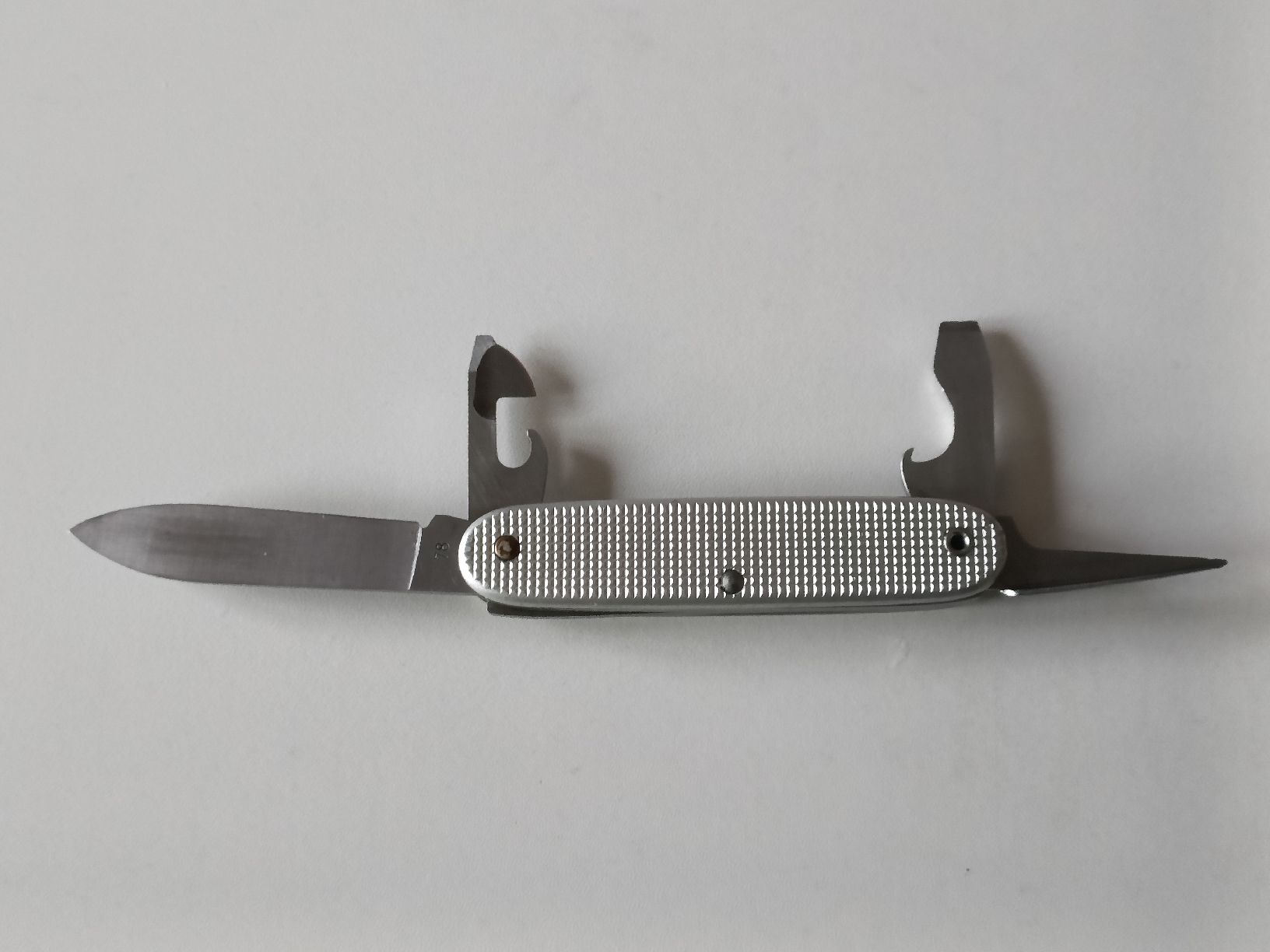 Schweizer Armee Coltelli tascabile: Superbe Couteau militaire suisse Wenger 78 . – Usato da Vernayaz venduto da pet_qh5r 1