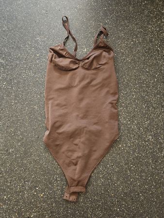 Body H&M Träger Grösse S braun 