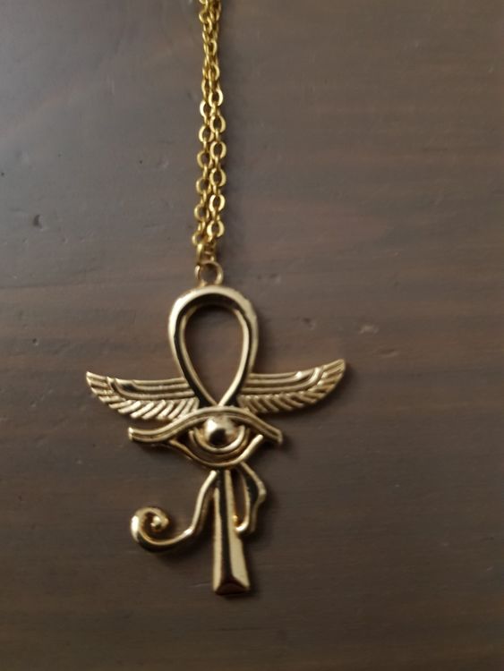 Collier Vintage Signé AXELLE Création – Argenté – Occasion Avec Charme Ancien