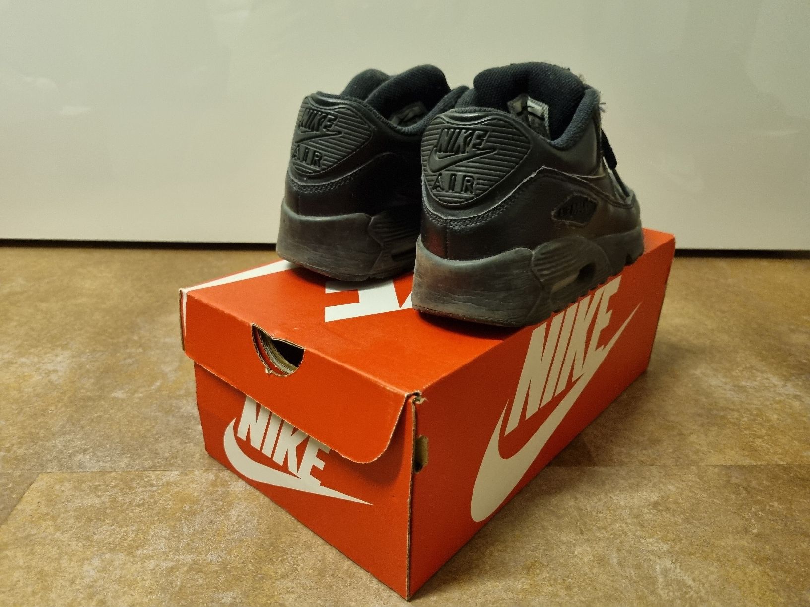 Scarpe da uomo: Nike Air Max 90 – Usato da Schöftland venduto da kosi86 2