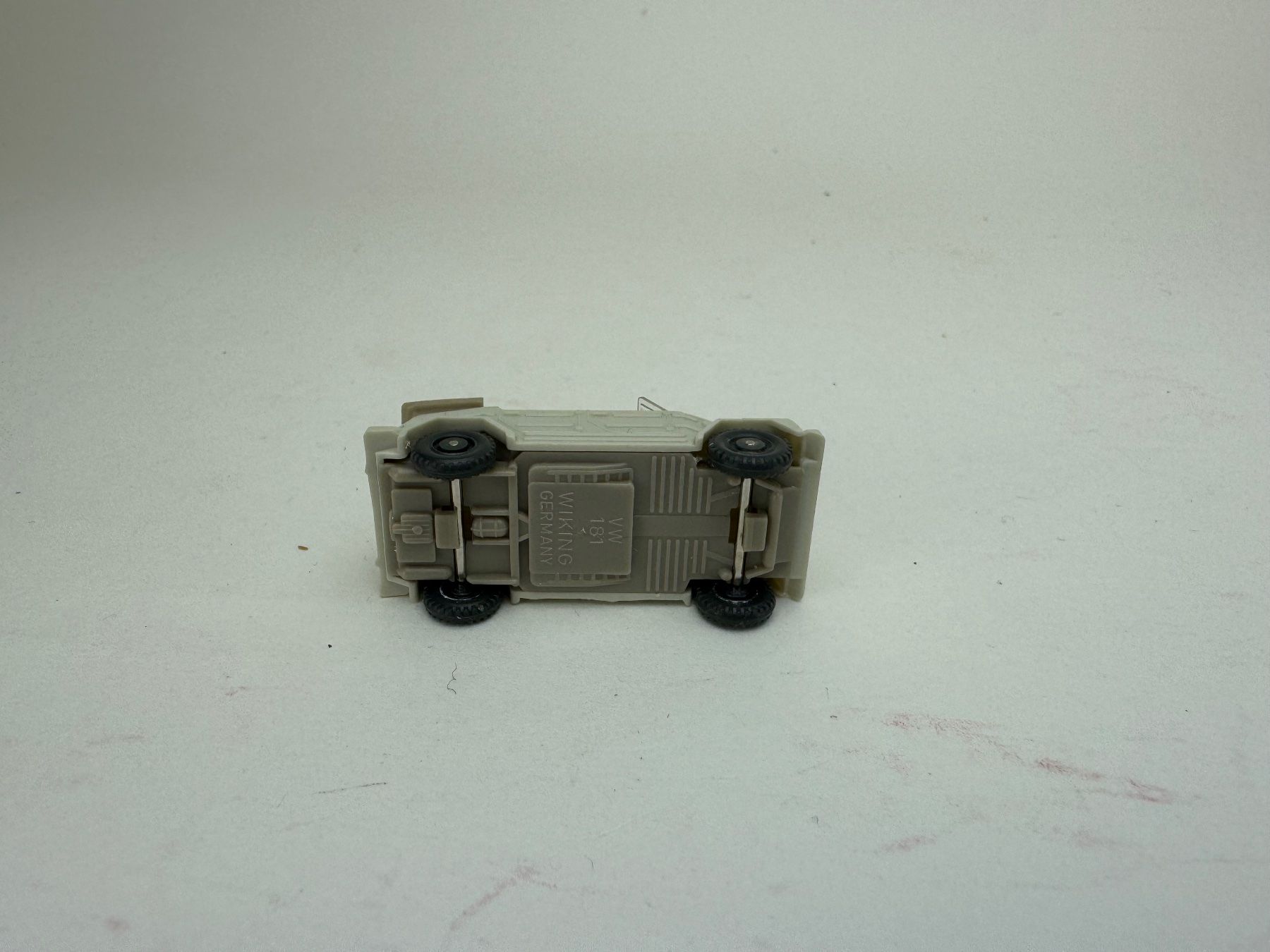 Wiking Modellautos: VW 181 Cabrio grauweiss – Gebraucht aus Elm von Wikmtz 2