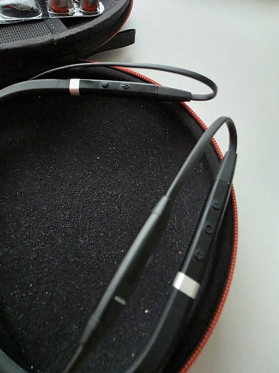 Casques audio: Jabra Evolve 65e Bluetooth Headset mit Link 370 & Case – D'occasion à Zürich par hyroxer 3