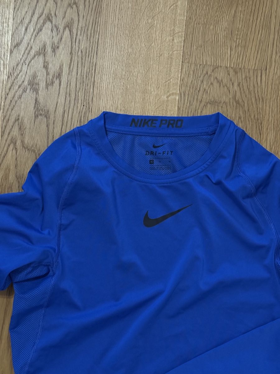 Nike Lotti di vestiti: Nike Pro Set - Blau - Grösse M – Usato da Rotkreuz venduto da sventraeger 2