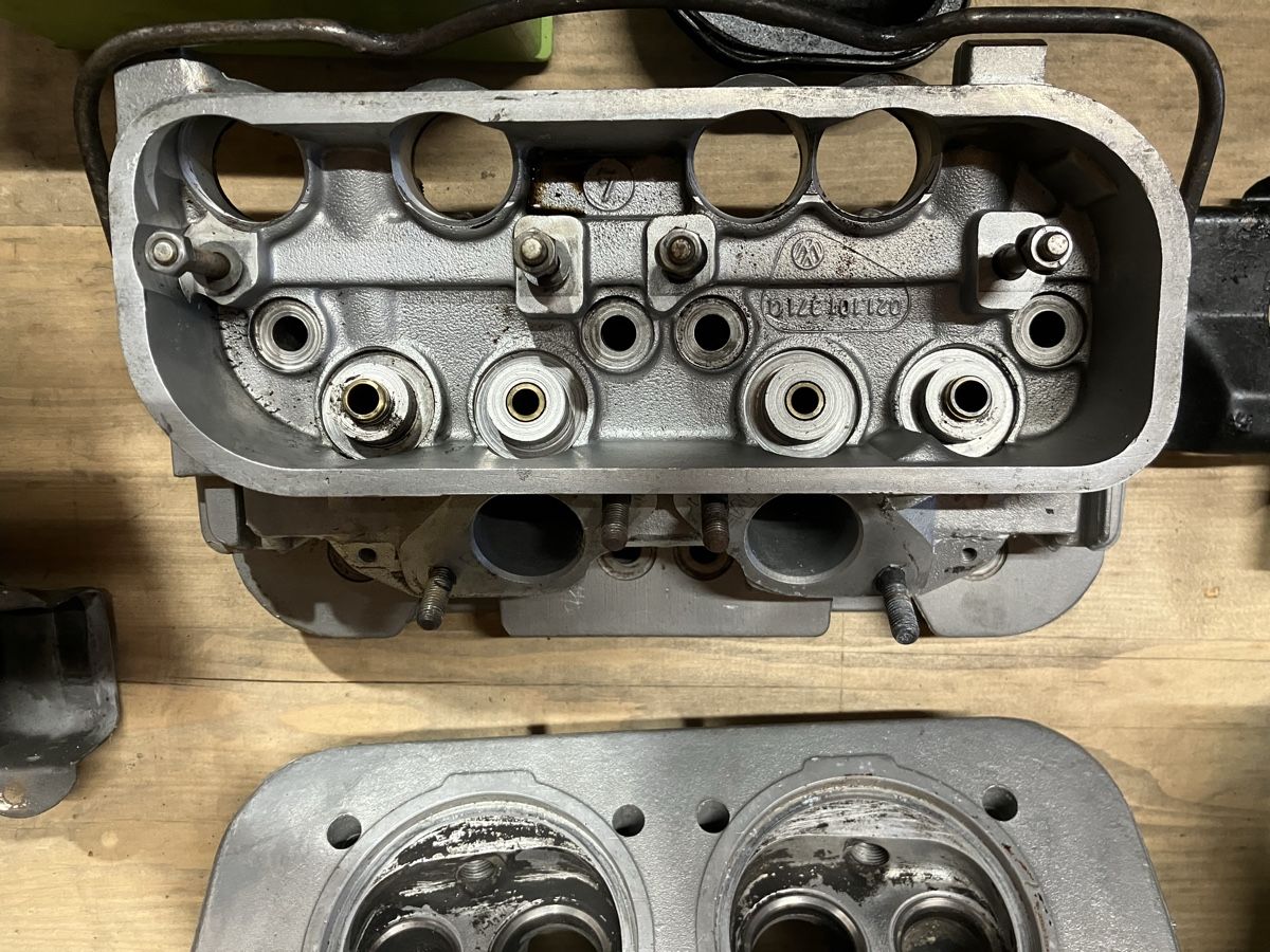 Tutti pezzi di ricambio auto: VW T2 Bus Motor Typ4 – Usato da Willisau venduto da livefast 1