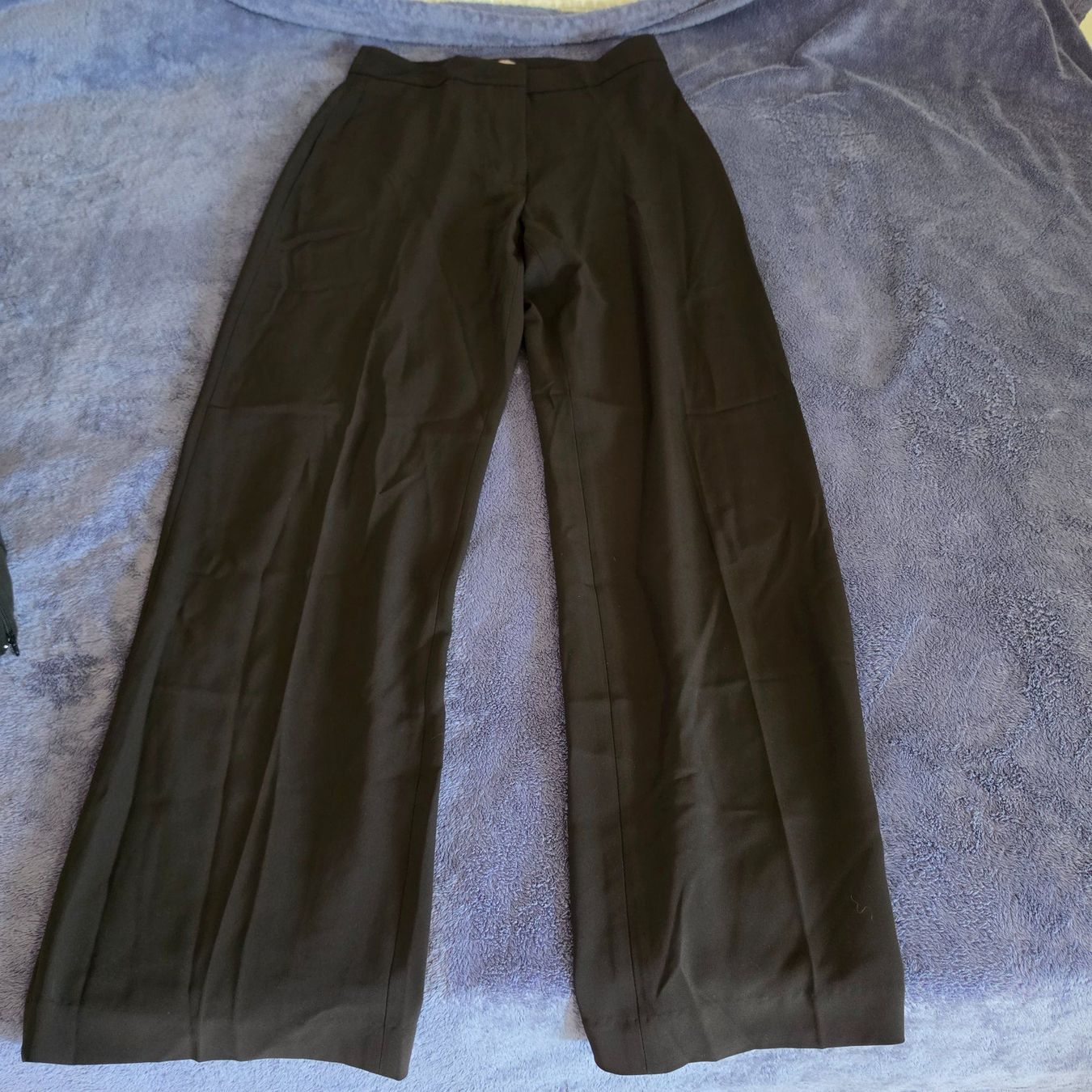 H&M Hosen: H&M weite Hosen Gr. 38 – Neu (gemäss Beschreibung) aus Fehraltorf von shiilaa.hoot