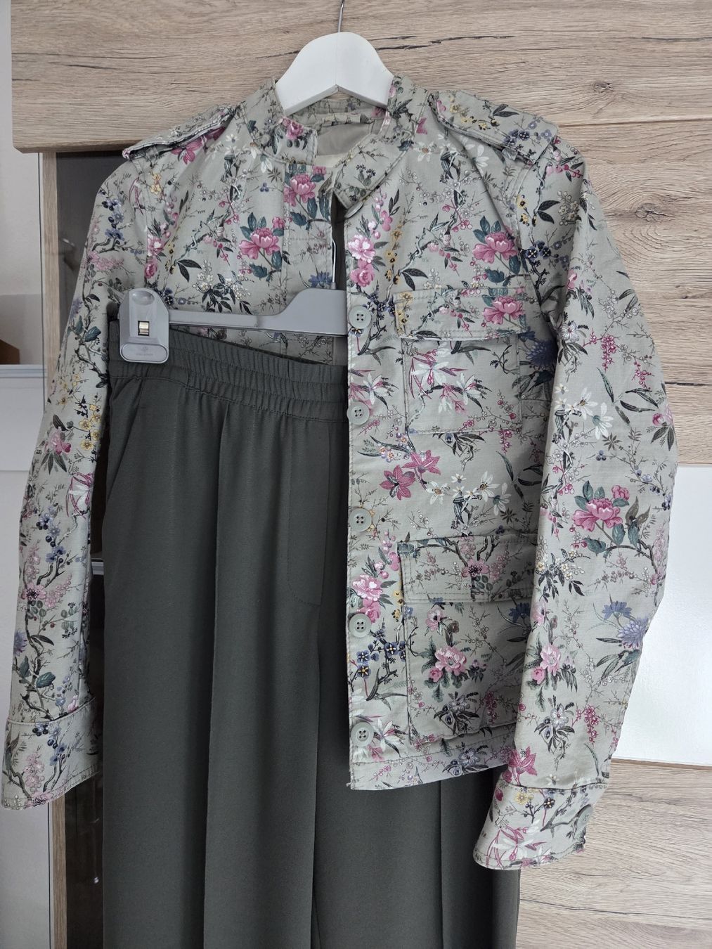 H&M Lotti di vestiti: Sommerset 2 teilig gr. 34/36 – Nuovo (secondo la descrizione) da Bronschhofen venduto da Katrusja 1