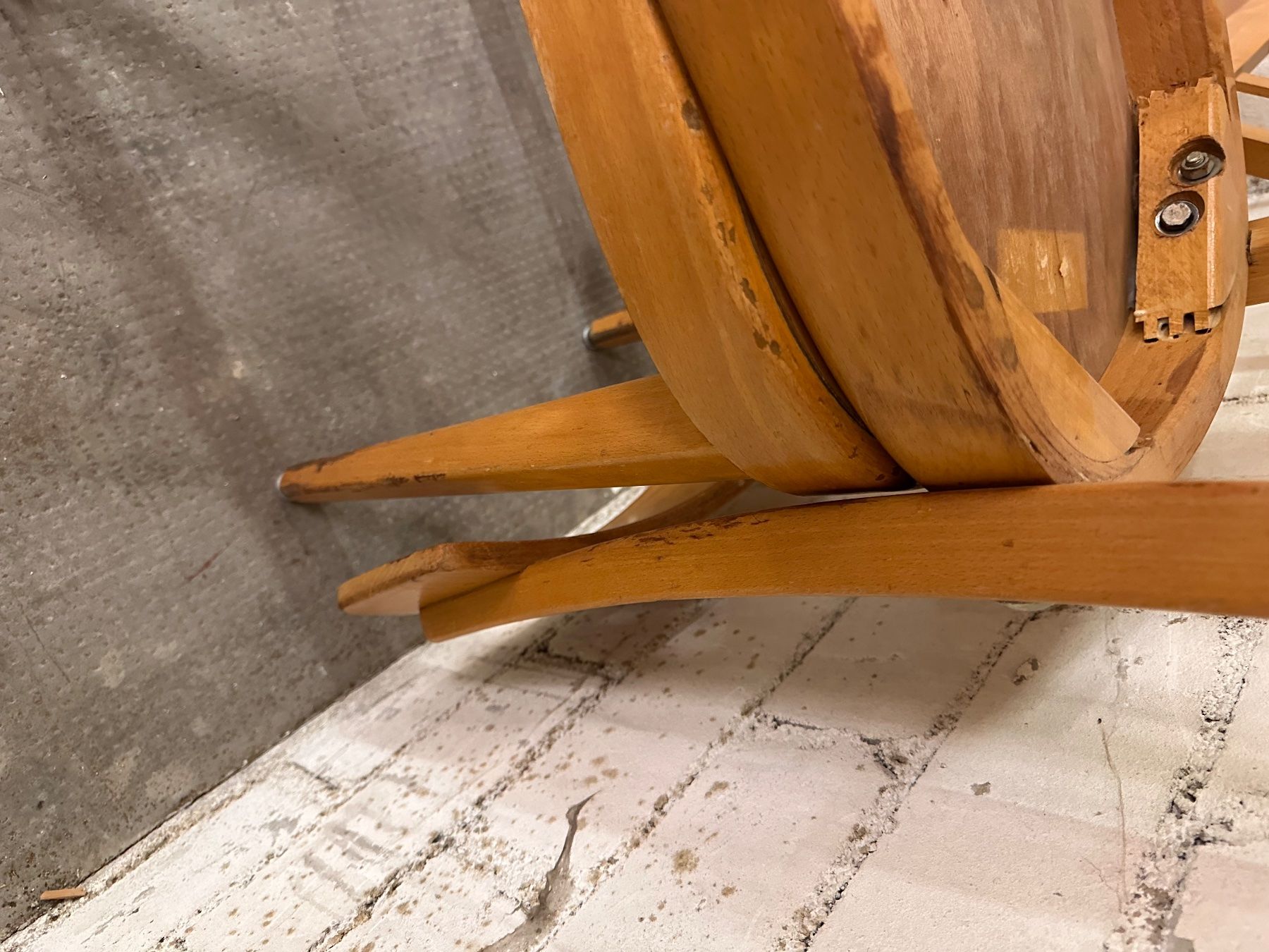 Horgen Glarus Sedie: 4 Horgen Glarus Holzstühle – Usato da Basel venduto da Gi-Schmi 7