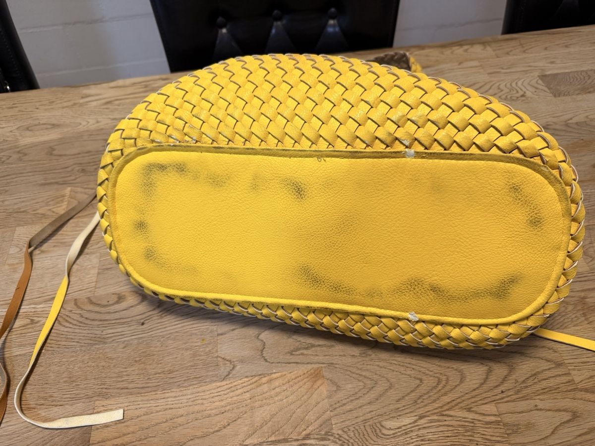 Taschen für Damen: Leder Handtasche – Gebraucht aus Zürich von amicitia_77 1