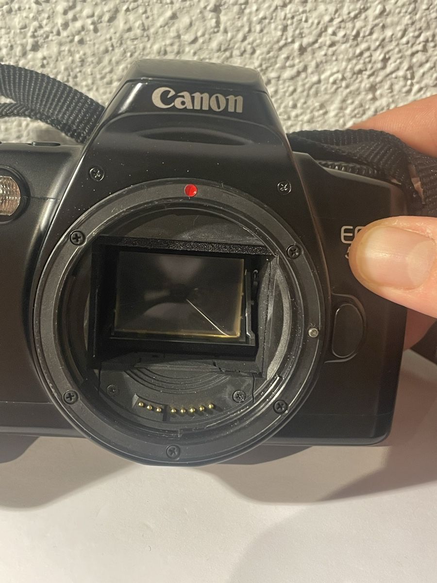 Canon Fotocamera: Spiegelreflexkamera Canon EOS 500 mit Objektiven Set – Usato da Sargans venduto da Didis 1