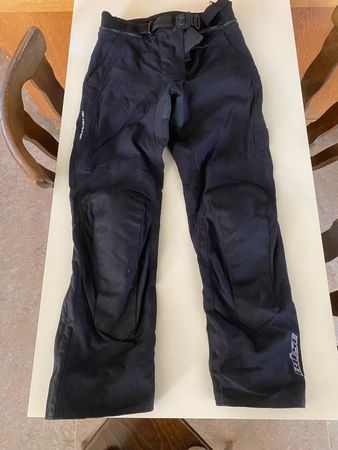 Büse Motorradhose Highland D Pant Damen schwarz Grösse 36.