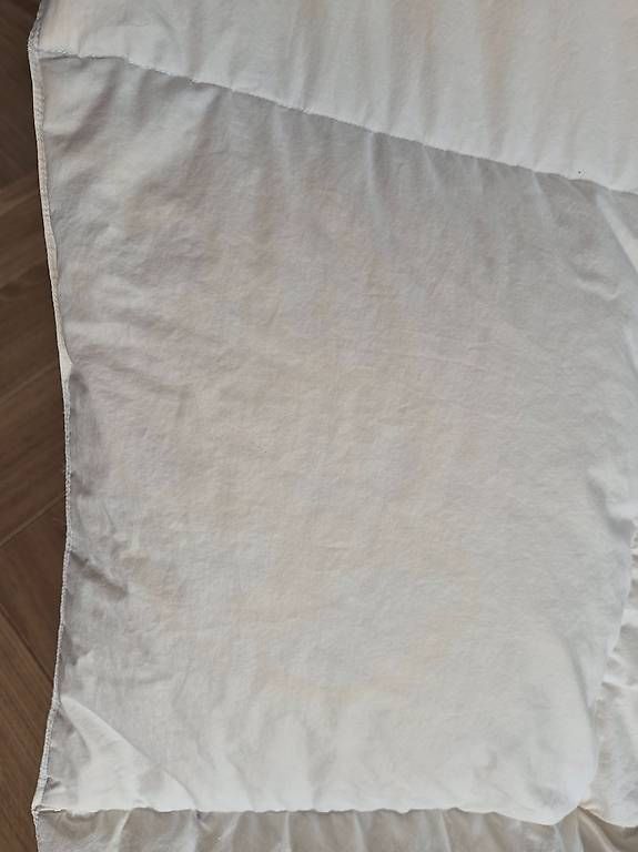 Coperte: Karo Duvet mit Daune 160x200cm – Usato da Frauenfeld venduto da Angie25 4