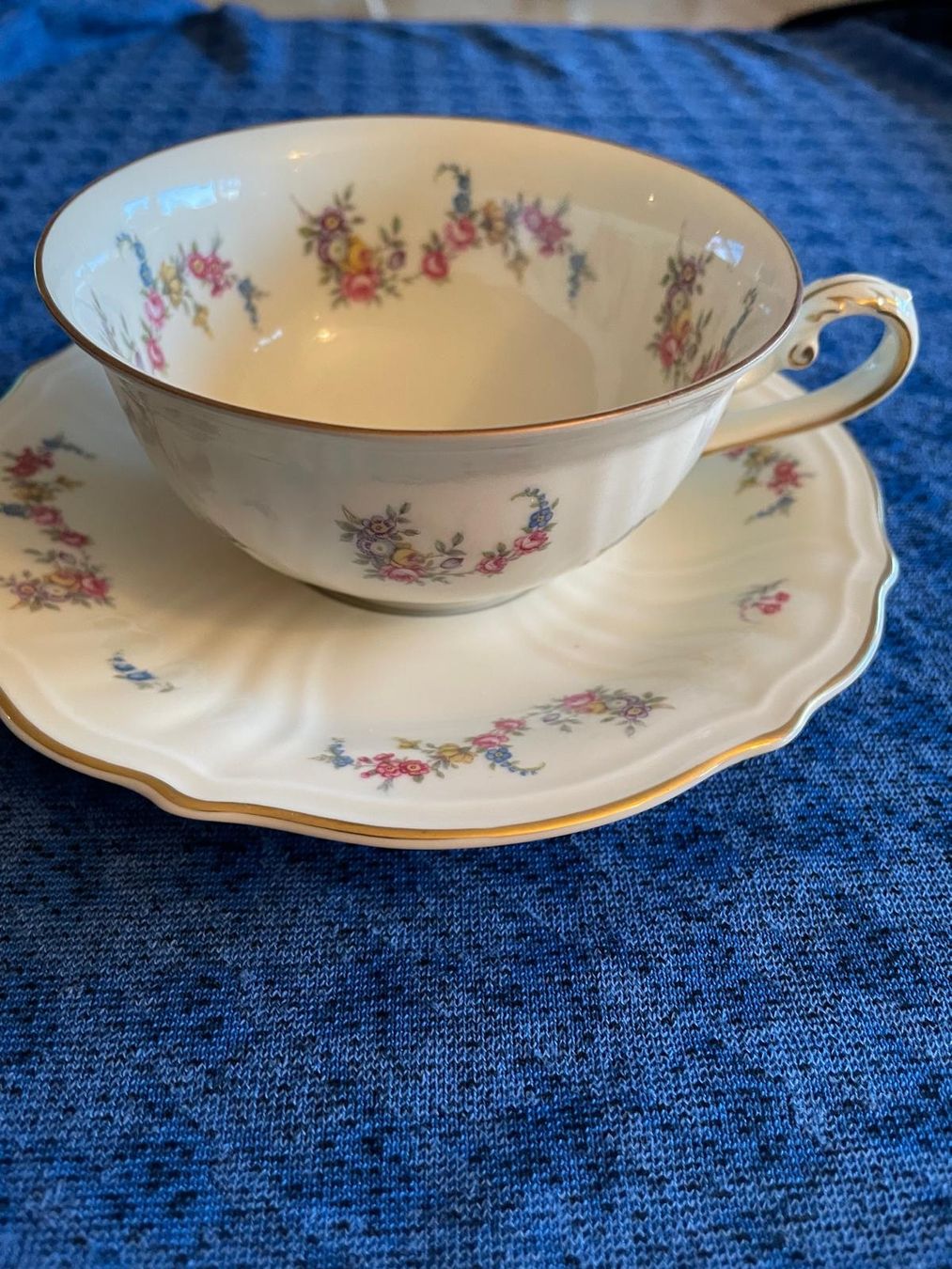 Rosenthal Geschirrsets: Rosenthal 'Sequin' Teeservice, Zuerich, Blumenmuster, – Gebraucht aus Uster von chetere 1