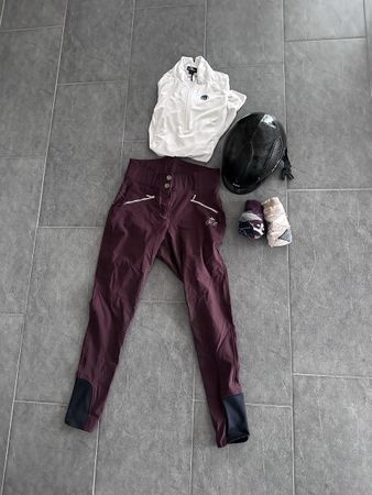 Reithose und Helm