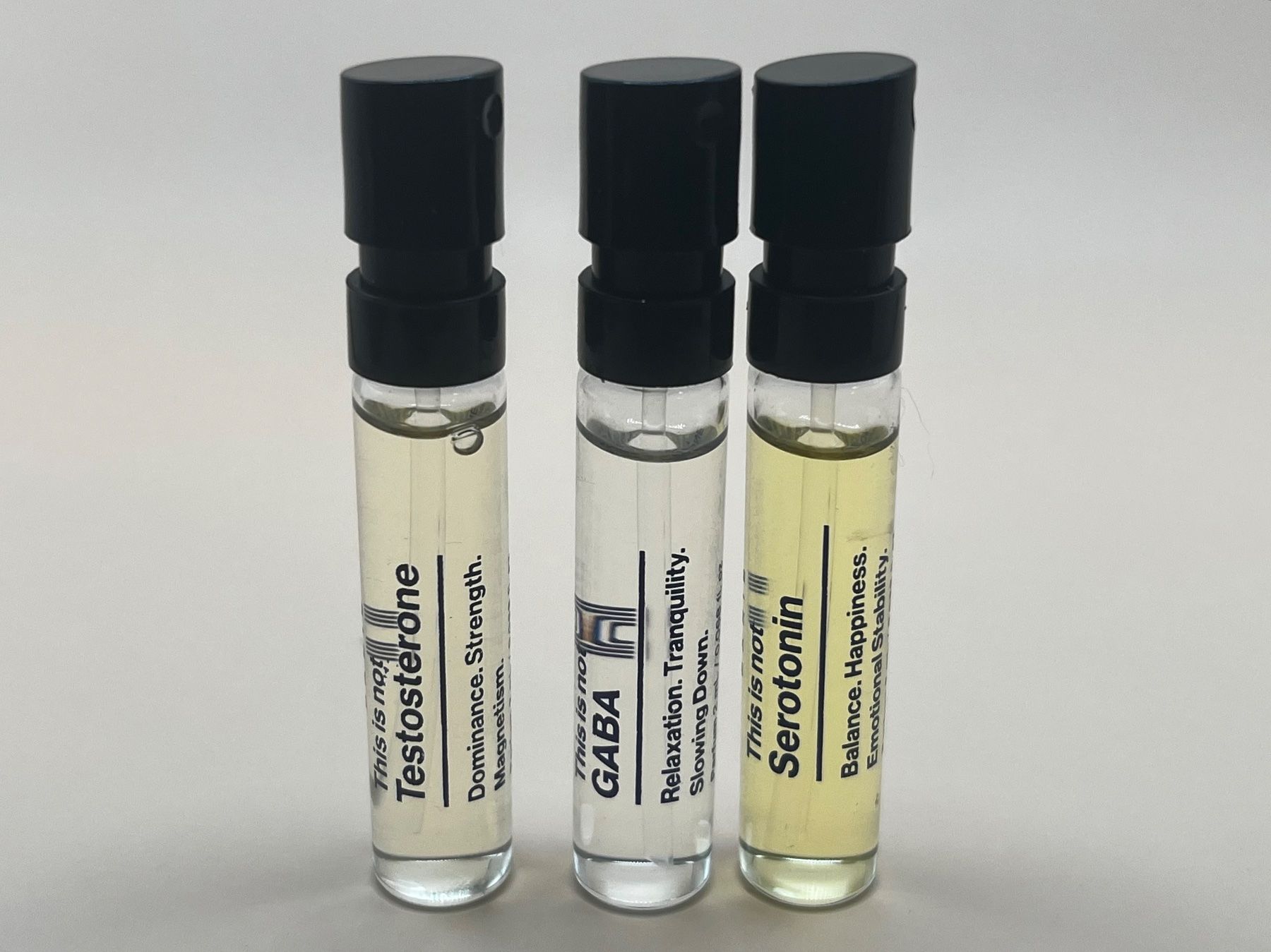 Profumi & Eau de Toilette: 3 x 2ml parfum by Hormone Paris – Nuovo (secondo la descrizione) da Genève venduto da StaceyH