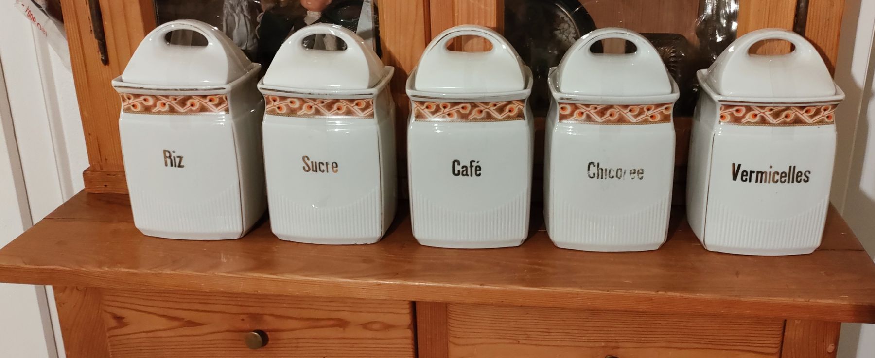 Cucine complete: 5 Pots à provision vintage – Usato da Riaz venduto da Tobydesmonts 1