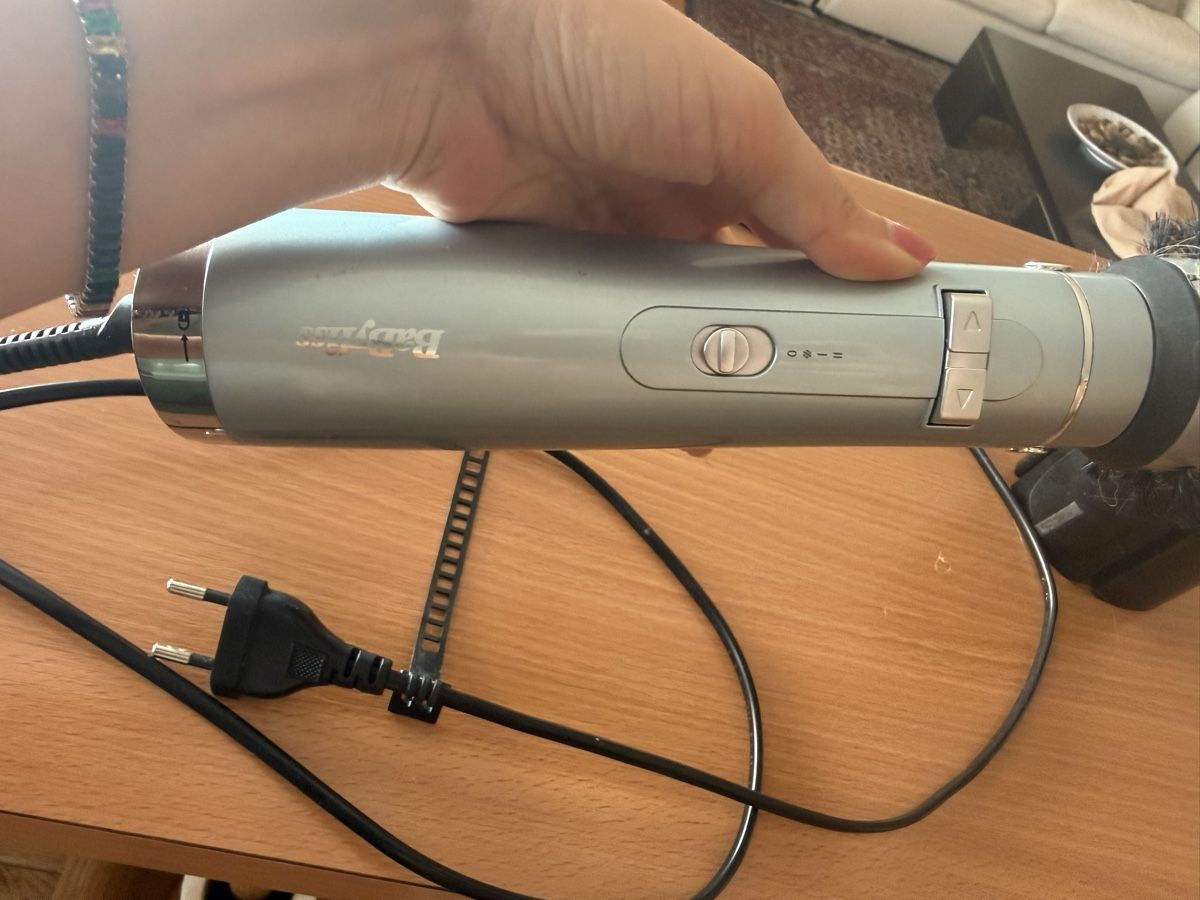 BaByliss Sèche-cheveux: BaByliss Rotating Brush Hair Styler – Neuf (Voir description) à Montreux par SDMontreux 1