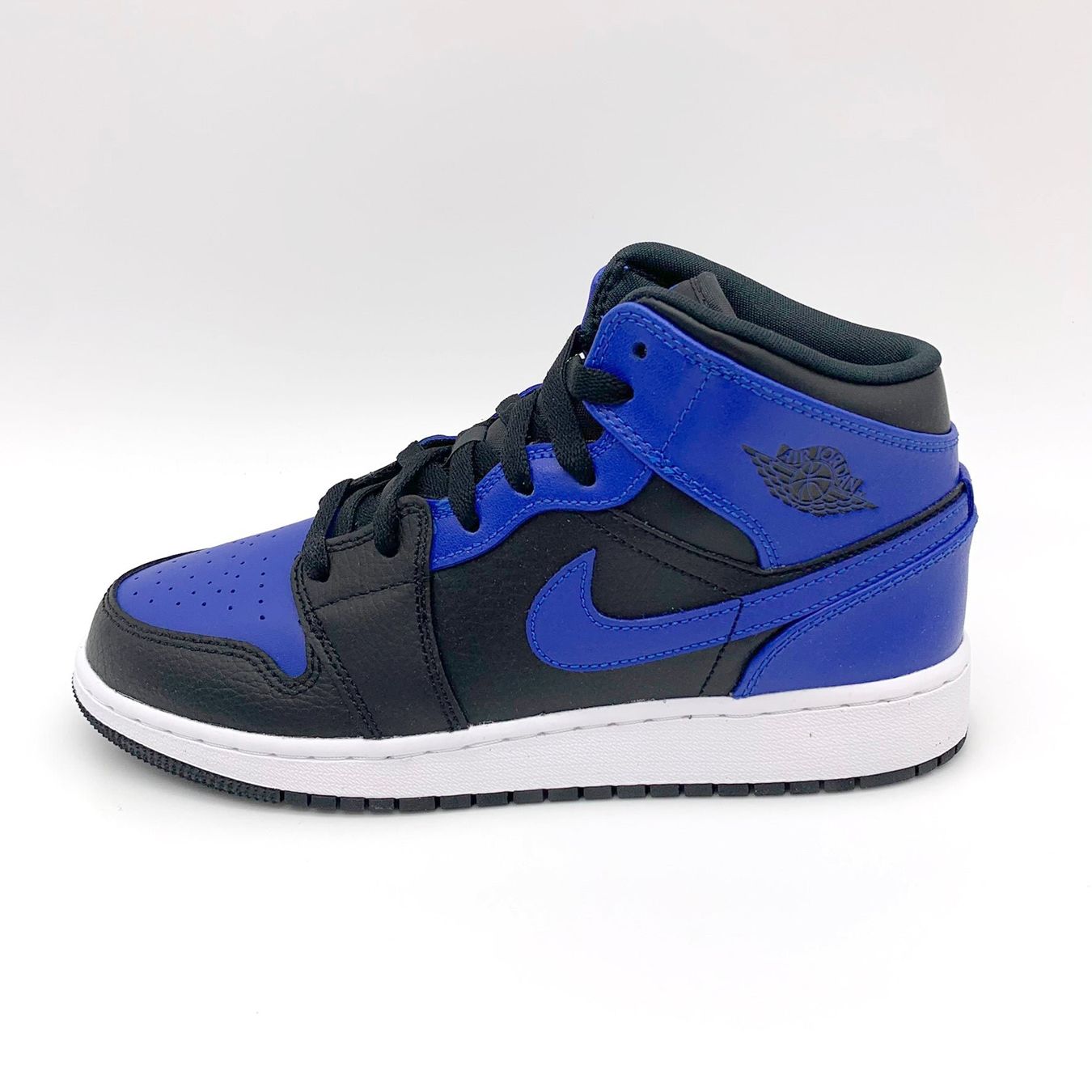 Chaussures hommes: Jordan 1 Mid Hyper Royal (GS) EU 38.5 – Neuf avec emballage d'origine à Buochs par MW_Sneakergoods 2