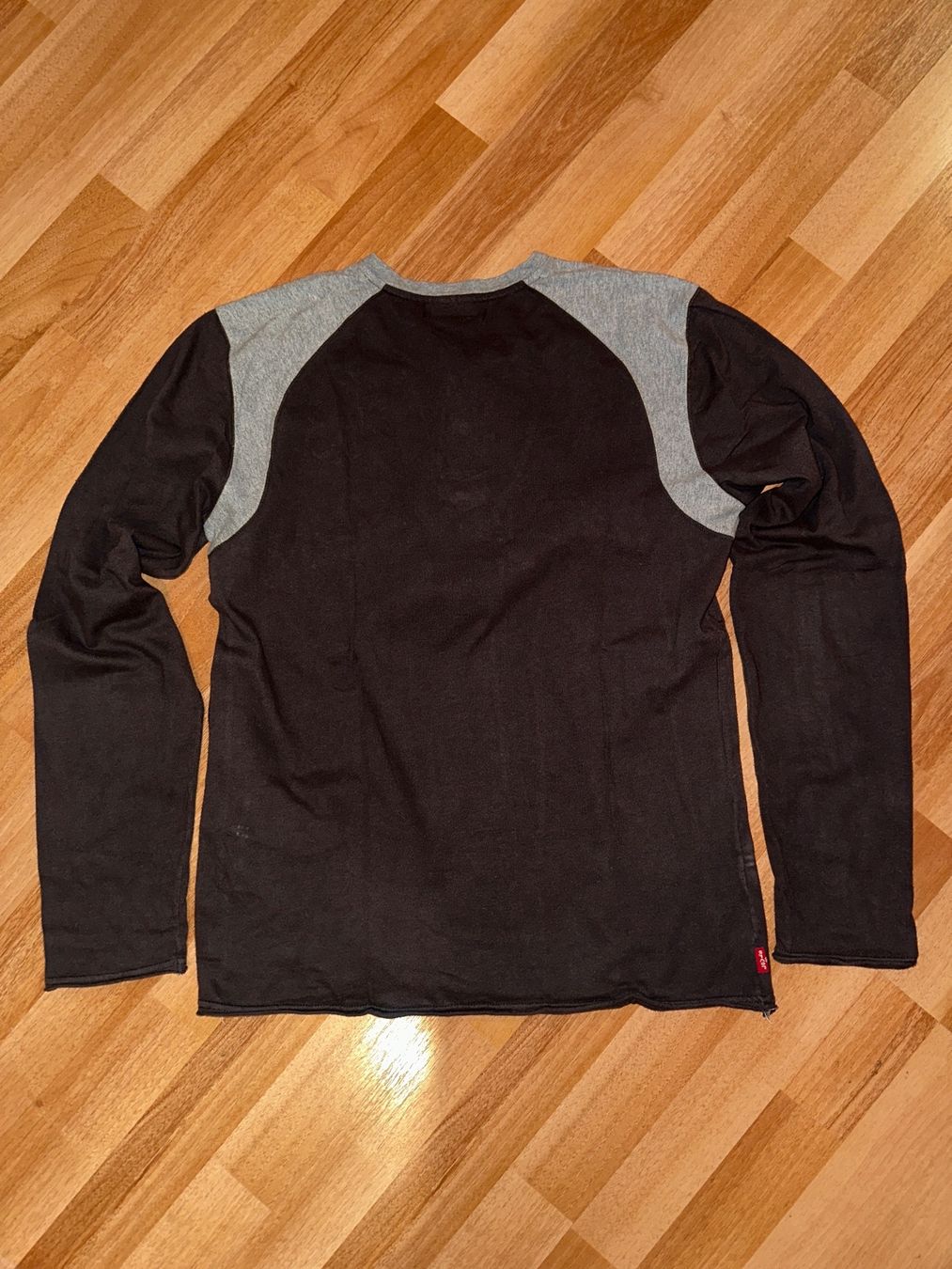 Levi's Maglioni & Felpe: Levi’s Pullover Gr. M – Usato da Heiden venduto da fam_797q 1