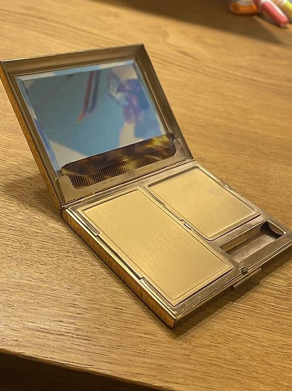 Make-up: Seltene Schminkdose – Usato da Zürich venduto da TruudiT 1