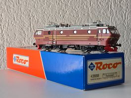 Roco 43668, NSB, EL 16.2211, Norwegen, Schnittstelle,Vitrine