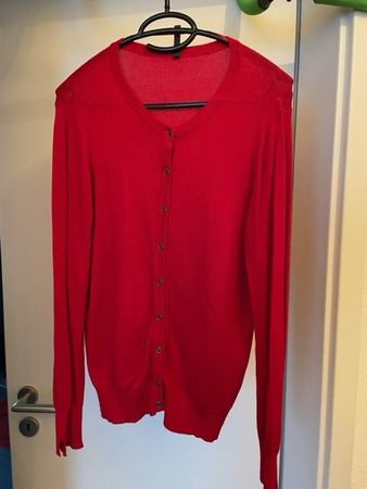 Strickjäckli rot, neuwertig, Grösse M