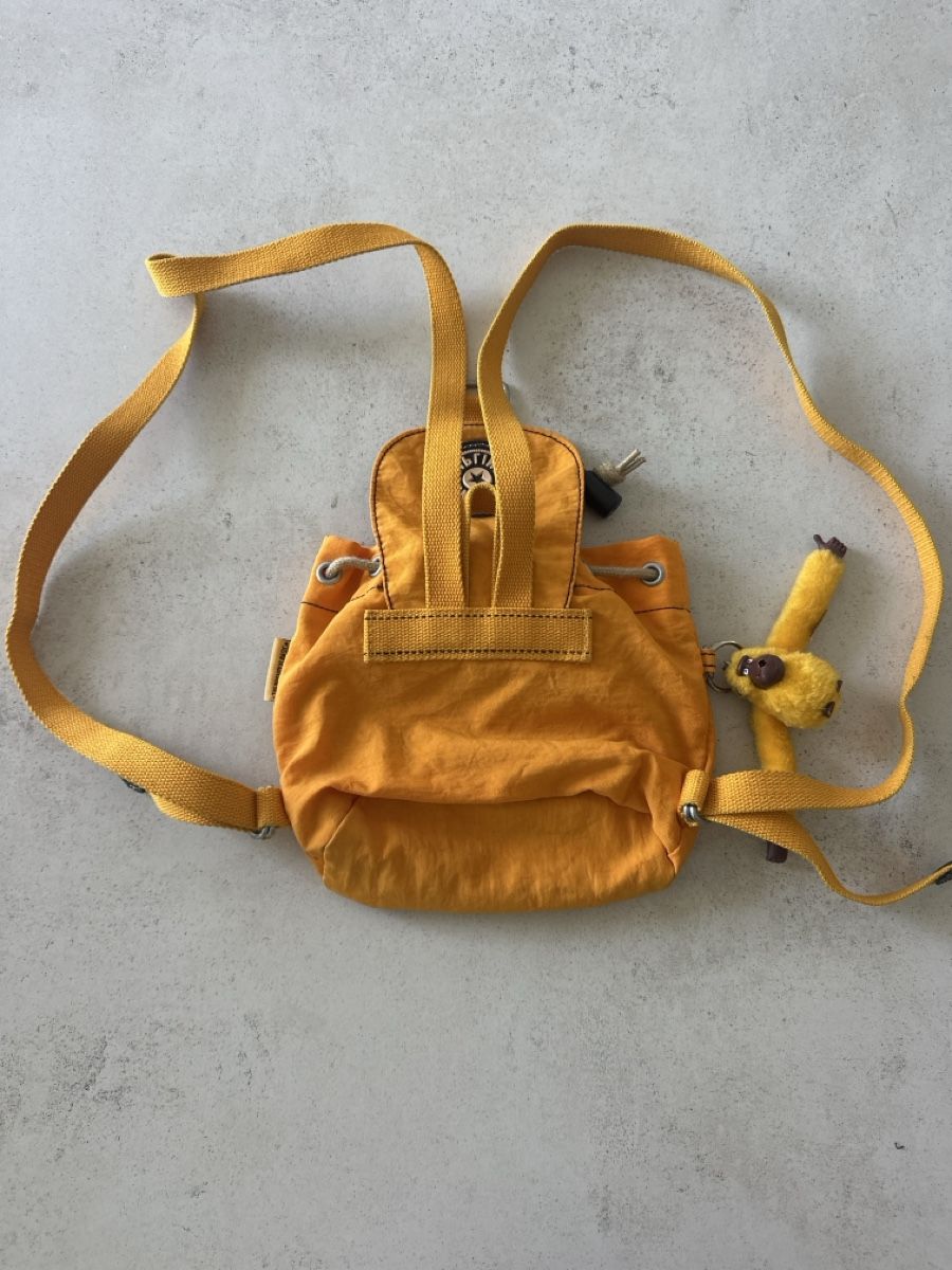 Kipling Zaini: Kipling Rucksack gelb mit Affe – Usato da Baar venduto da Hillsboro 3