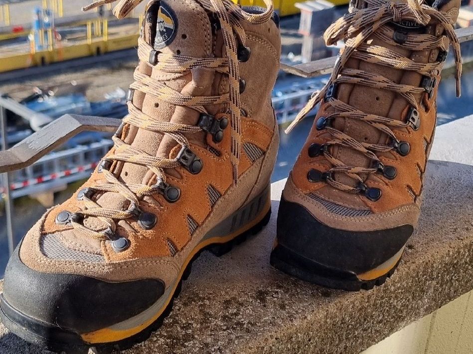 Meindl Scarpe da donna: Randonnée Shoes, Meindl, Gr. 38 – Nuovo (secondo la descrizione) da Fribourg venduto da mga_ft8y 6