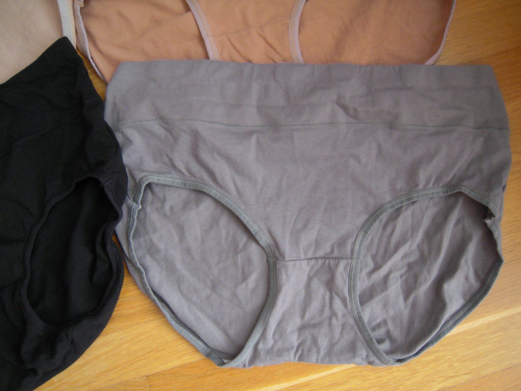 Altra biancheria intima: 4 NEUE Unterhosen Damen Gr L – Nuovo (secondo la descrizione) da Uzwil venduto da visions77 1