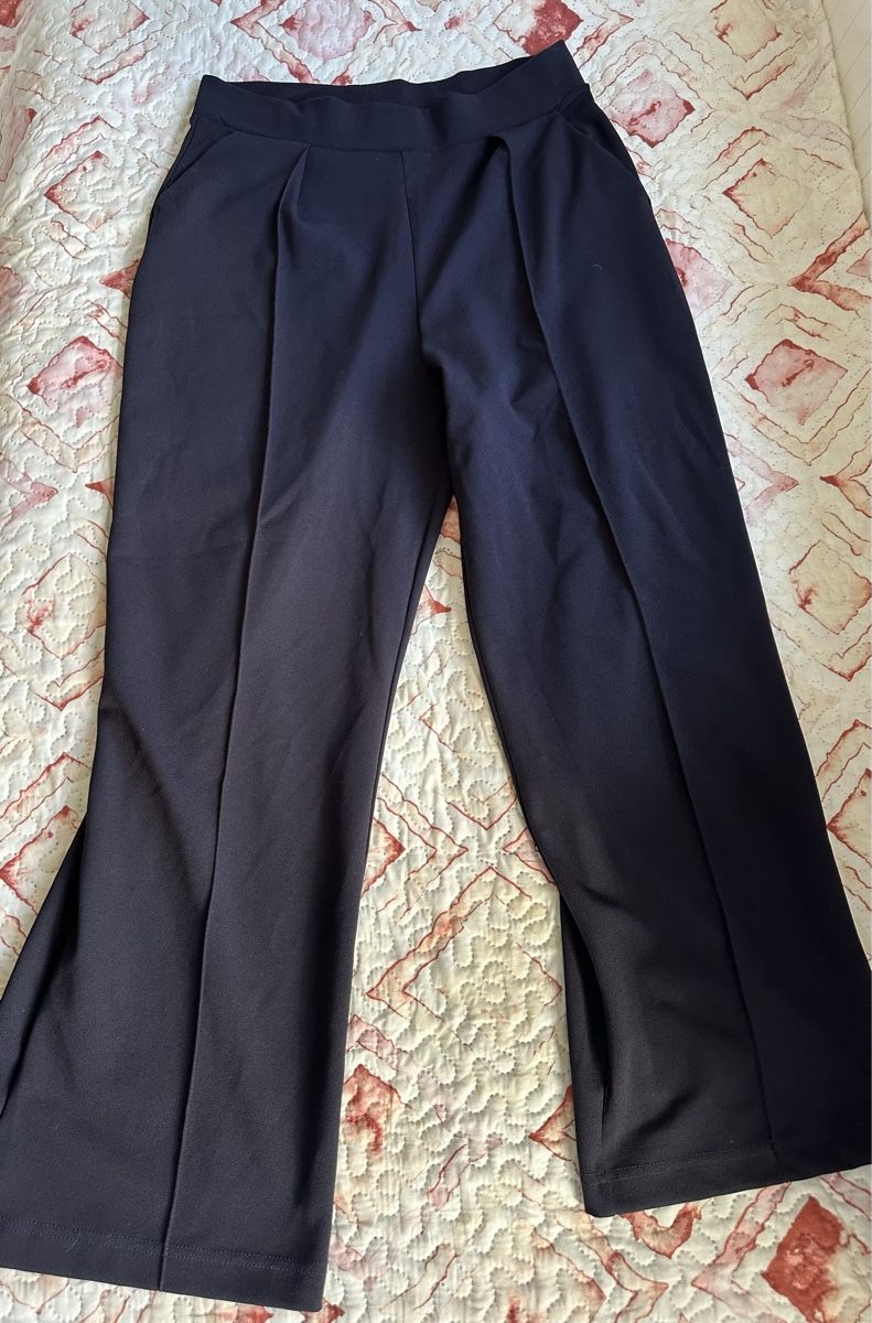 H&M Pantaloni: H&M trousers M – Usato da Mendrisio venduto da ketolin