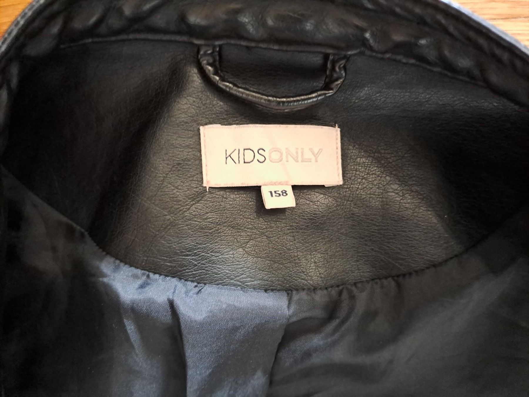 Giacche & Cappotti: Veste KIDS ONLY – Usato da Meyrin venduto da dijin 6