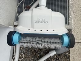 INTEX ZX300 avec accessoires 