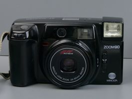 Minolta Zoom 90 Kompaktkamera. Teildefekt. Bitte lesen