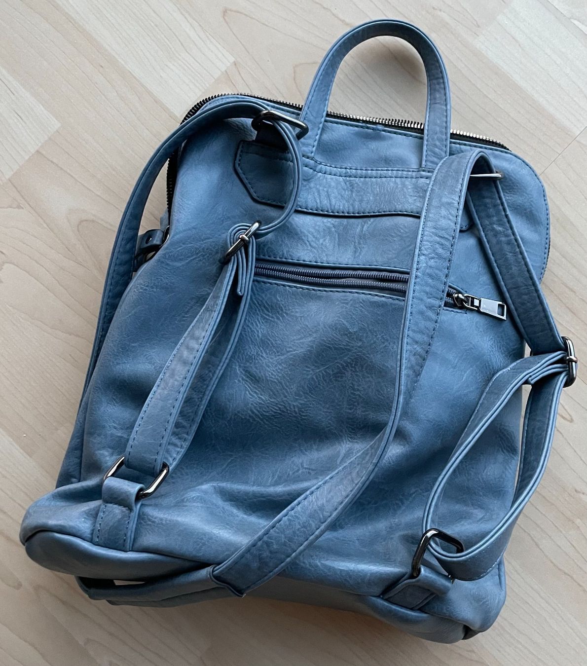 Zaini: Lederrucksack/-tasche, robust, edel, elegant, sportlich, uni – Usato da Amriswil venduto da fit8580 1