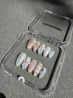 Press-on Nails