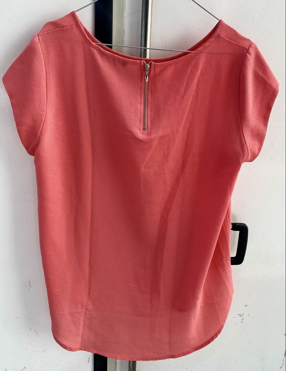T-Shirts: SHIRT KURZARM – Gebraucht aus Eglisau von Lara0 1