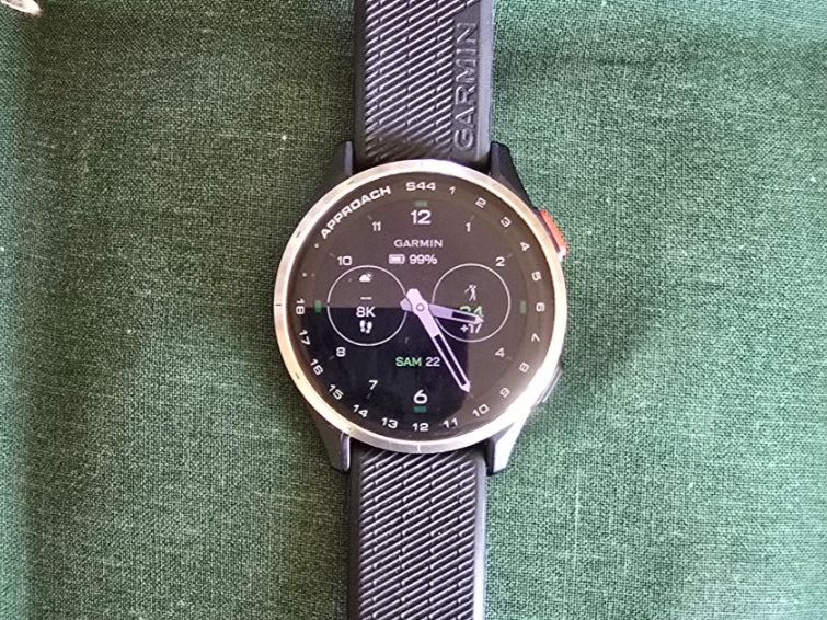 Smartwatch: Garmin Approach S44 – D'occasion à Chexbres par Pilativ 1
