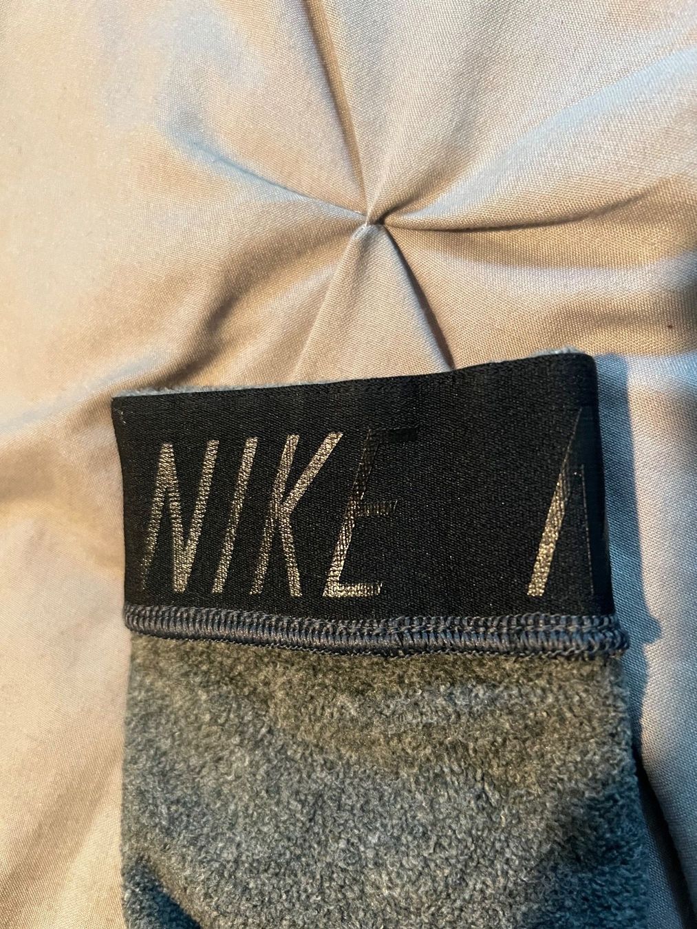 Nike Pullover & Sweatshirts: Nike Performance Fleecepullover – Gebraucht aus Zurich von Alinecnicolet 4