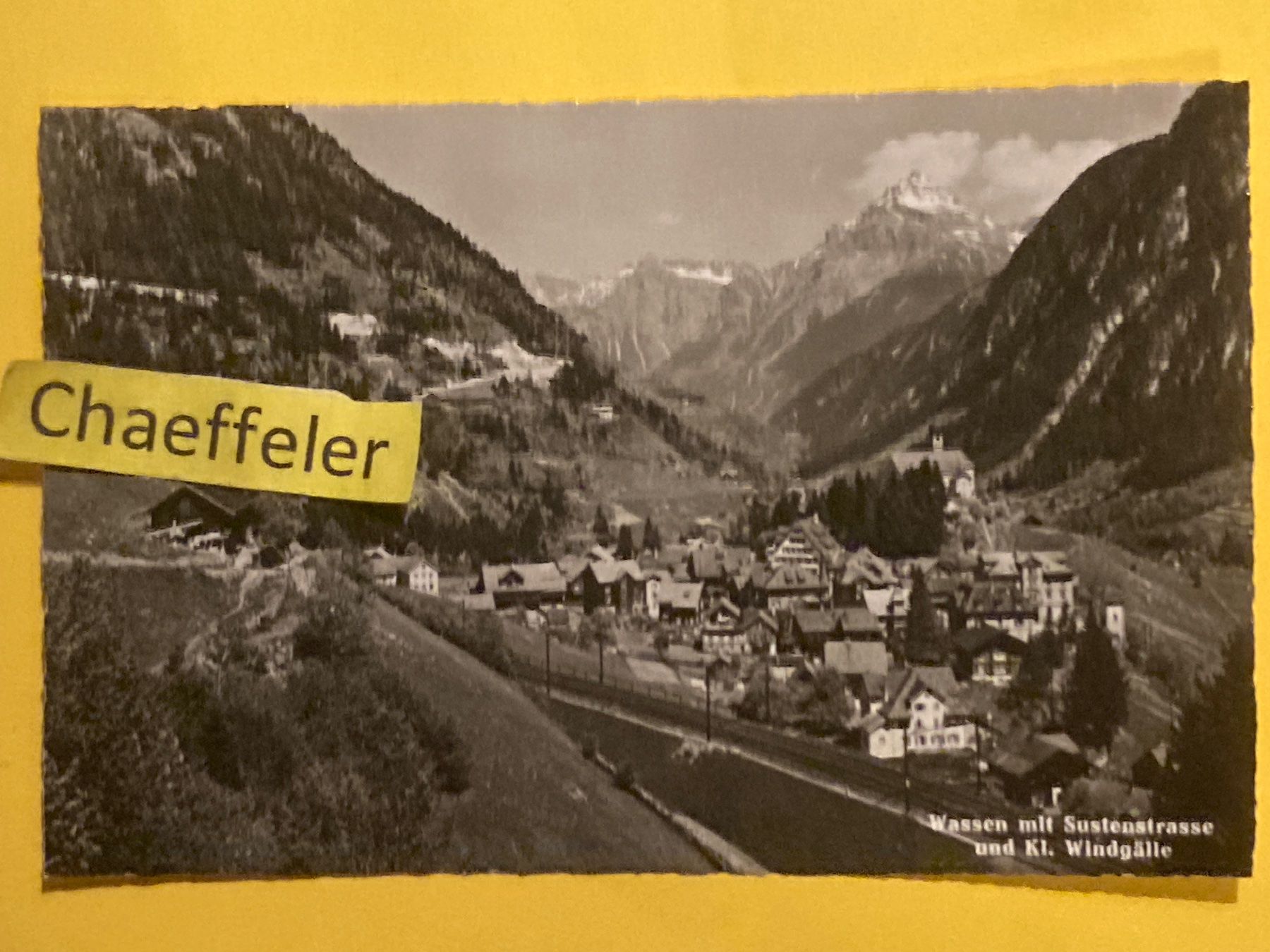 Cartoline postali: Wassen mit Sustenstrasse und kl. Windgälle – Usato da Zürich venduto da Chaeffeler