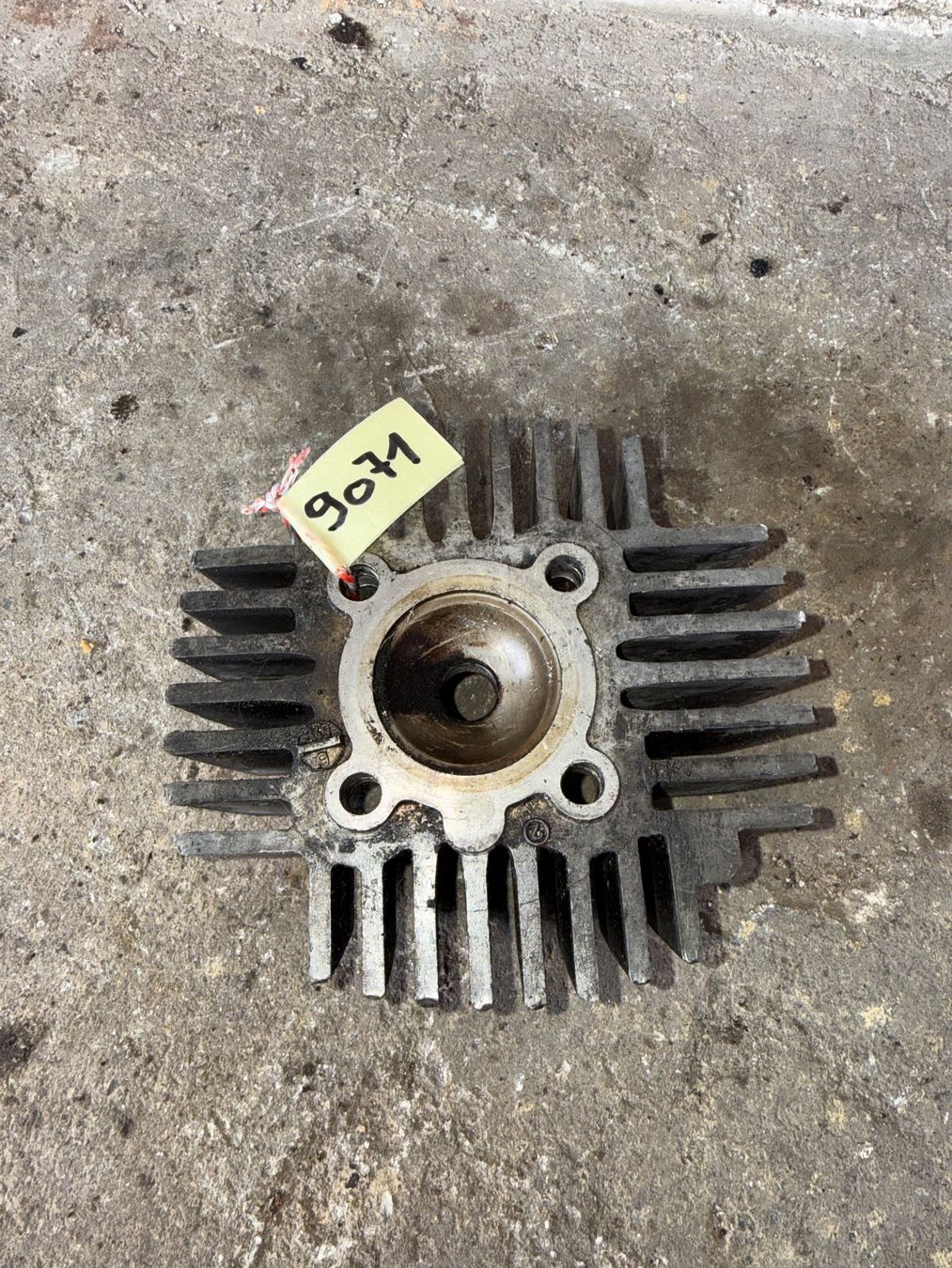 Puch Parti ricambio per ciclomotori: Puch Maxi/X30 Mofa Zylinderkopf – Usato da Fahrni b. Thun venduto da berger_tuning34 3